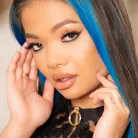 Paisley Paige in 'Exotic Honey Paisley Paige Handles Two Cocks Like A Boss'